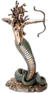 Den frygtindgydende smukke Medusa-figur